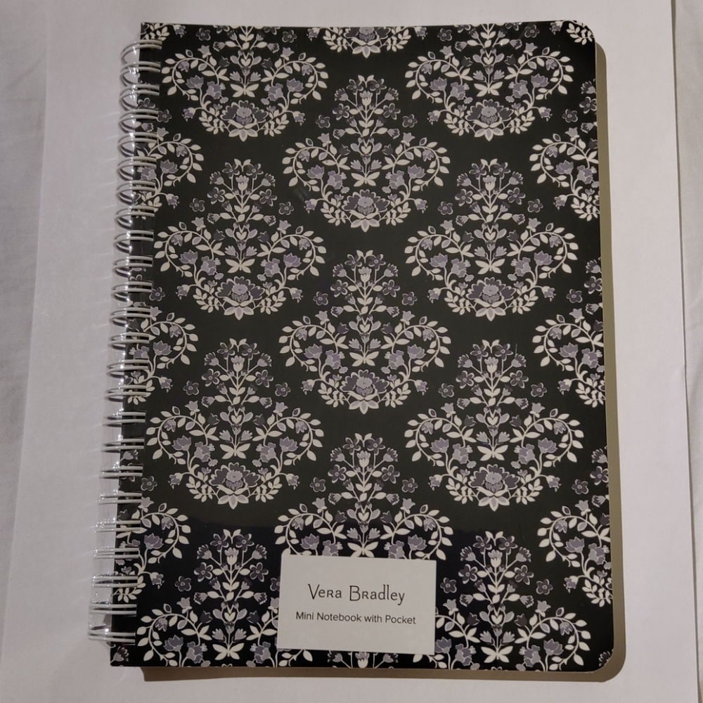 Vera Bradley Notebook with Pocket Chandelier Noir